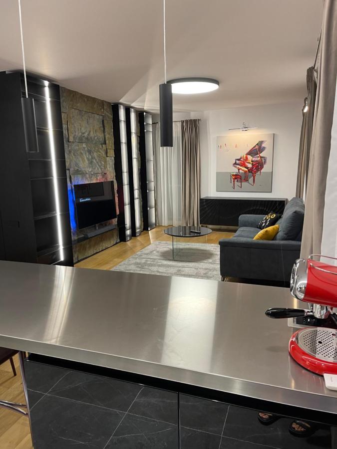 Apartment The Glowing Marmara - Life In City Center Cluj-Napoca