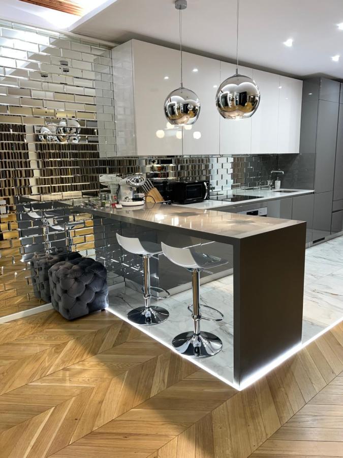 The Glowing Marmara - Life In City Center Apartment *